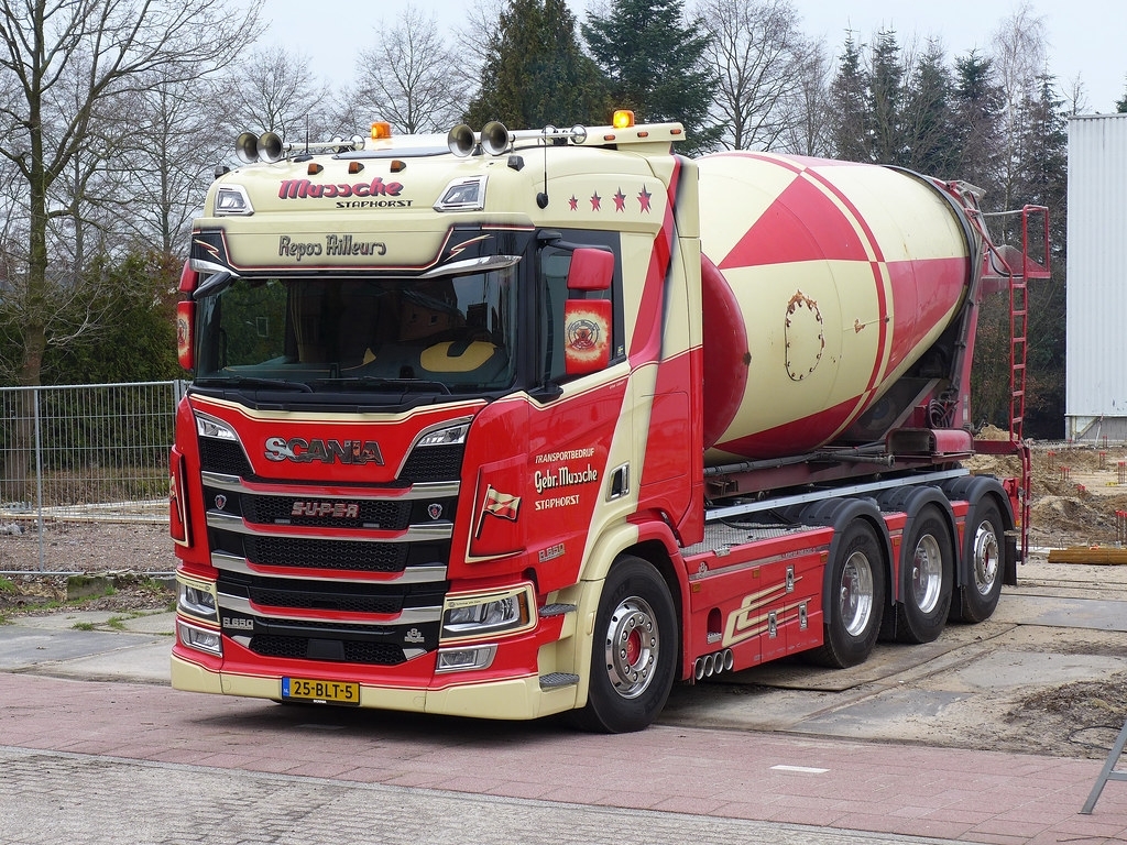 Scania Lubbert (1)